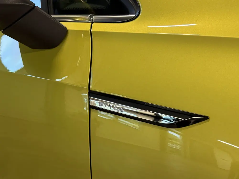 Volkswagen Golf 1.5 TSI Highline|DSG|IQLIGHT|KEYLESS|CAM uit 2020, foto 7