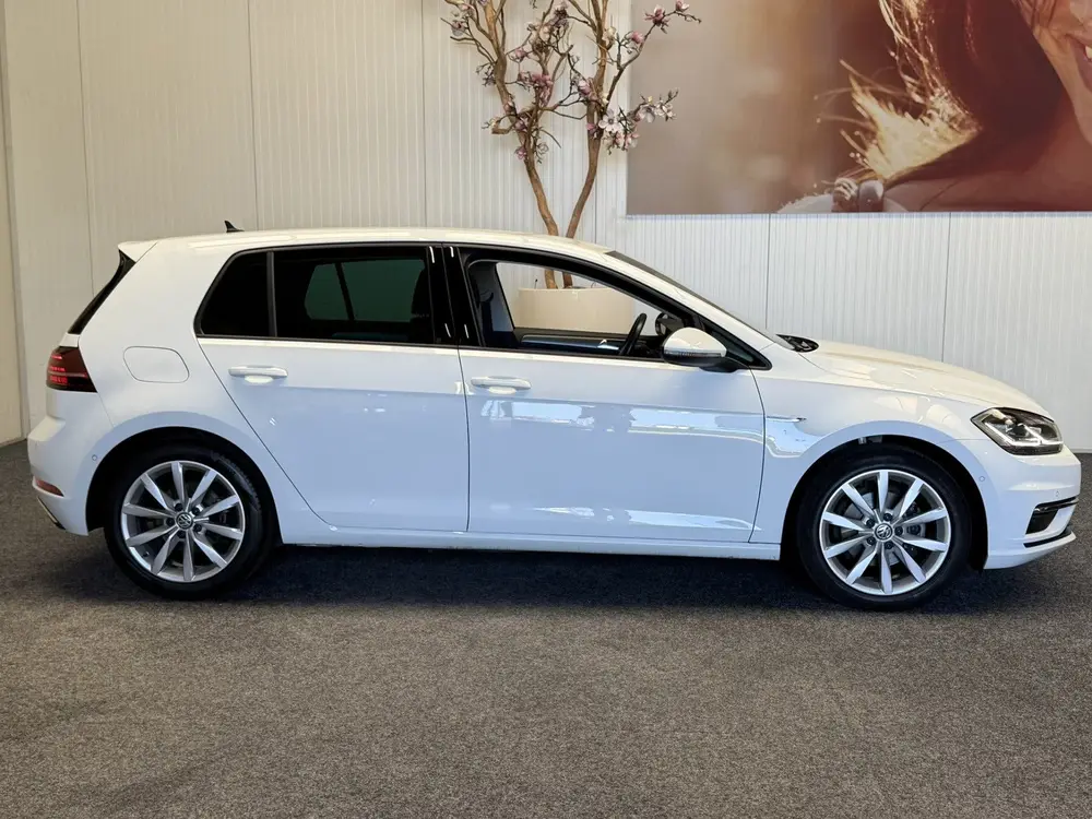 VOLKSWAGEN GOLF 1.5 TSI HIGHLINE 131PK ADAPTIVE CRUISE CONTR uit 2019, foto 9