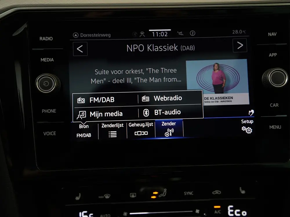 Volkswagen Passat Variant 1.4 TSI PHEV GTE | Panoramadak | A uit 2022, foto 14