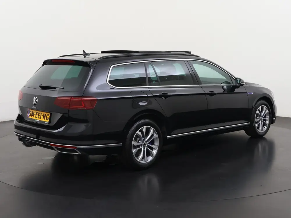 Volkswagen Passat Variant 1.4 TSI PHEV GTE | Panoramadak | A uit 2022, foto 5