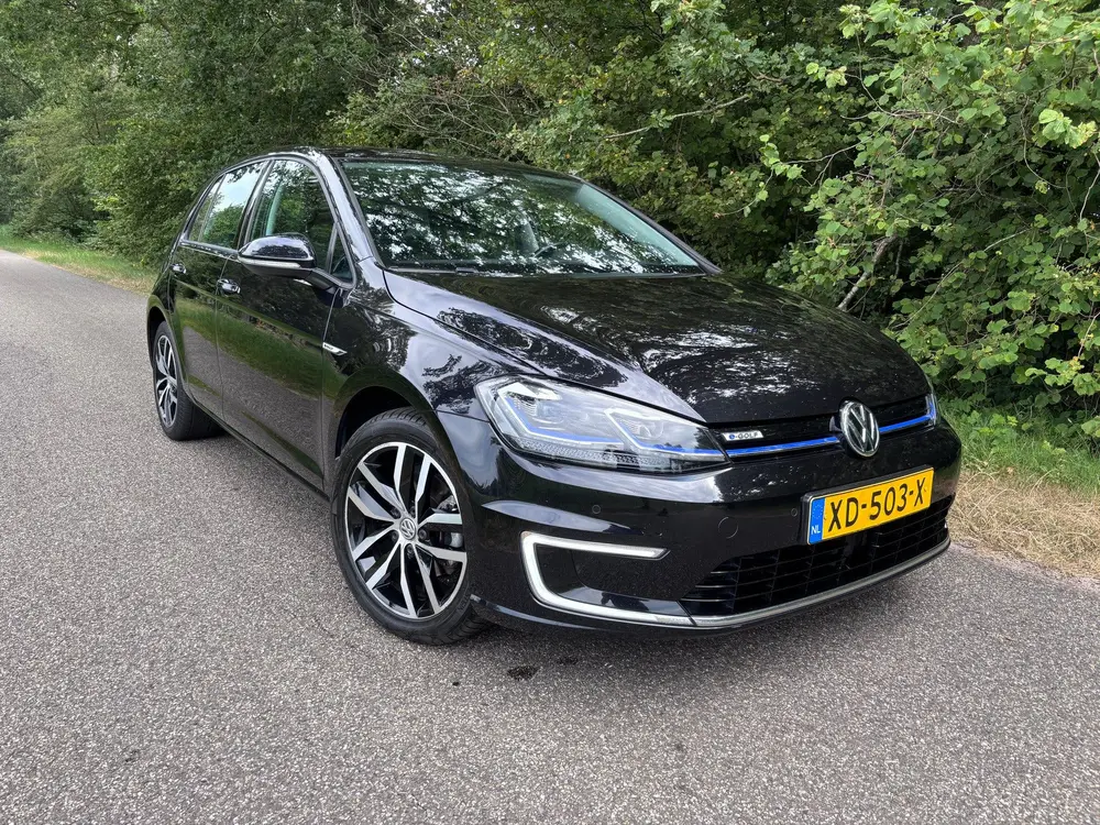 VOLKSWAGEN GOLF e-Golf 2019 5-drs 110.000KM 100KW (bj 2019) uit 2019