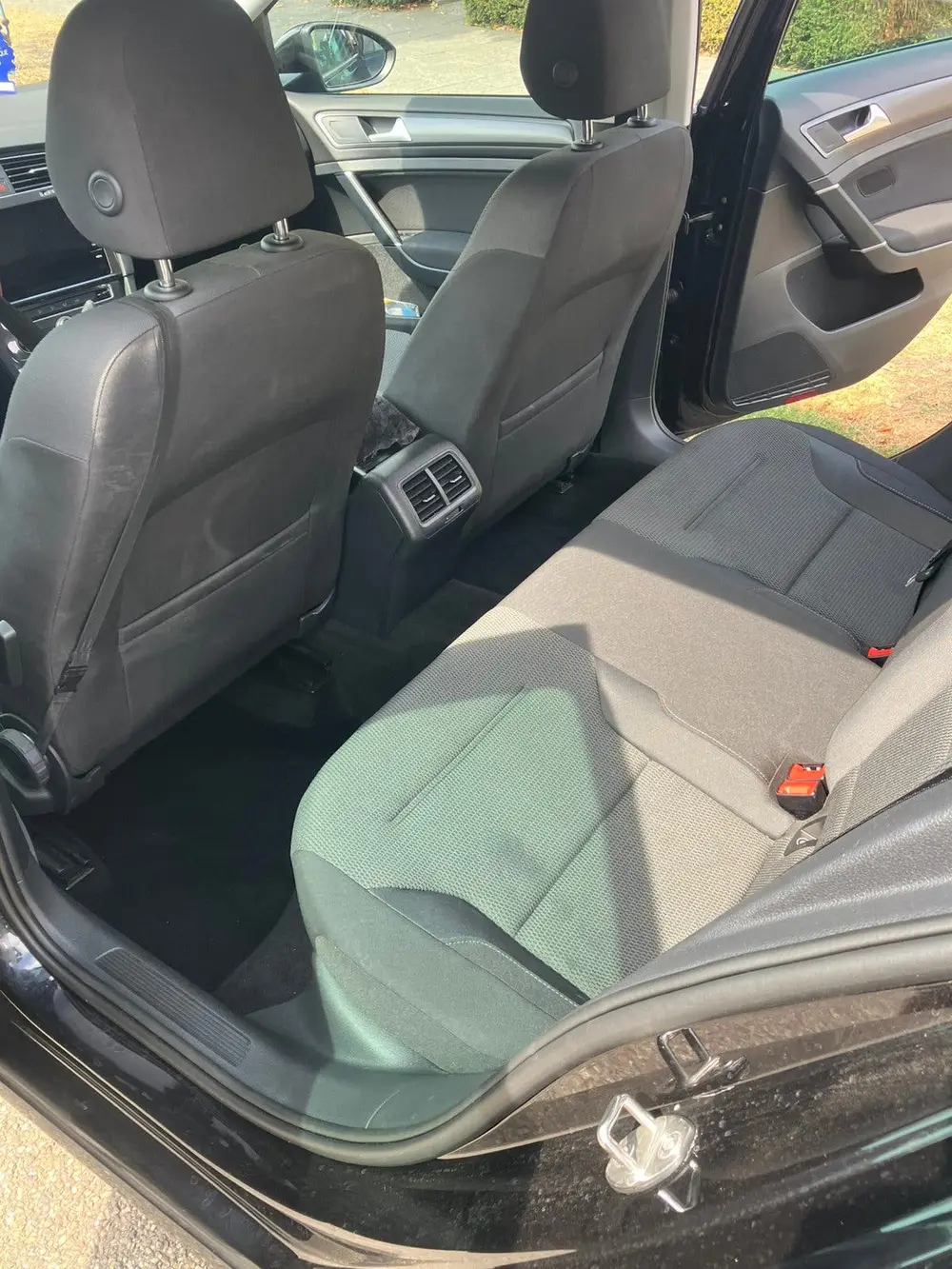 Volkswagen Golf VII NAP(foto)Volkswagen Golf 1.5 TSI 130pk Bluemotion 2019 Zwart uit 2019, foto 11