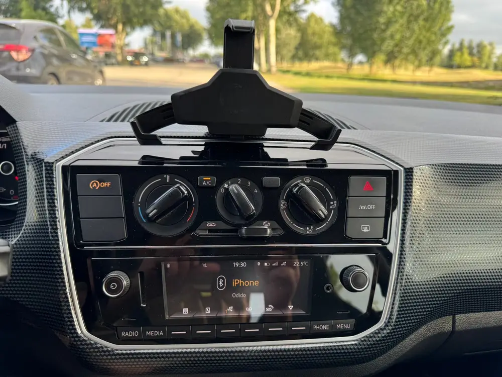 Volkswagen Up! 1.0 65PK 5D 2021 Zwart uit 2021, foto 12
