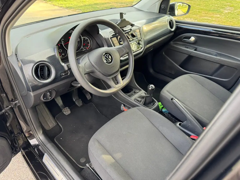 Volkswagen Up! 1.0 65PK 5D 2021 Zwart uit 2021, foto 6