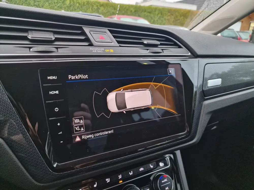 Volkswagen Touran 1.5 TSI DSG United R-line 7p|LED Matrix|7 uit 2020, foto 15