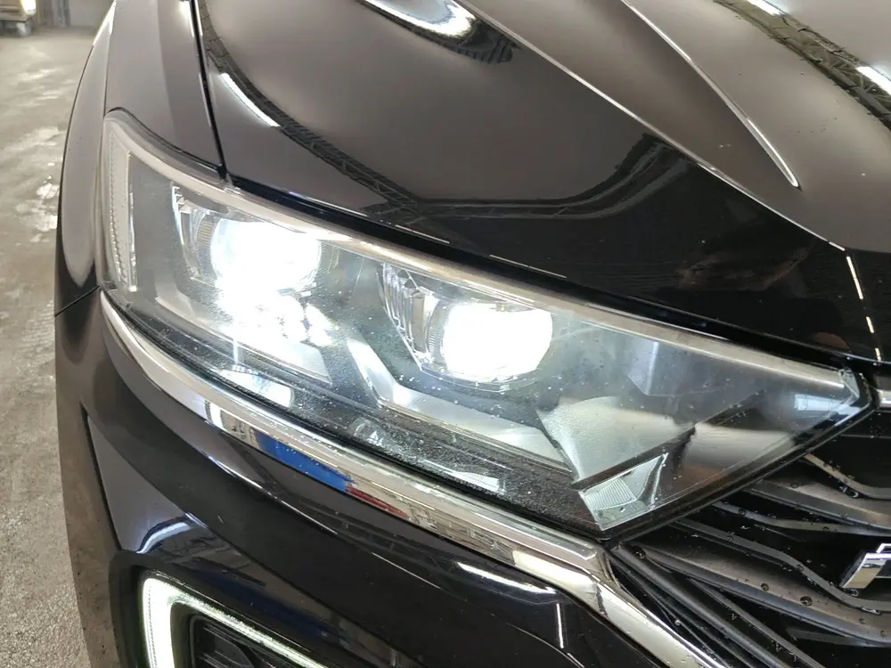Volkswagen T-Roc 1.5 TSI 150pk Automaat Sport Business R Lin uit 2021, foto 18