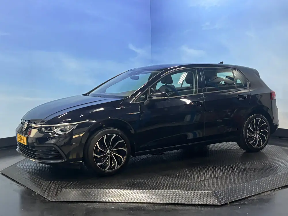 Volkswagen Golf 1.5 TSI Life Navi | Clima | Cruise | PDC uit 2020, foto 3