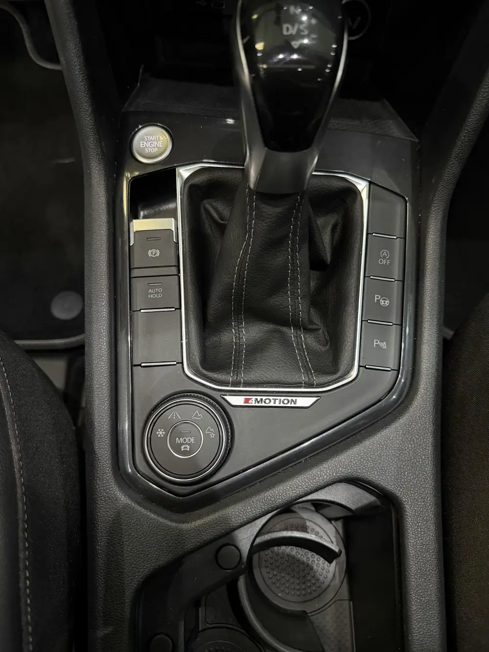 Volkswagen Tiguan 2.0 TSI 4Motion Rline NAVI/ELEKTRISCHE STO uit 2023, foto 16