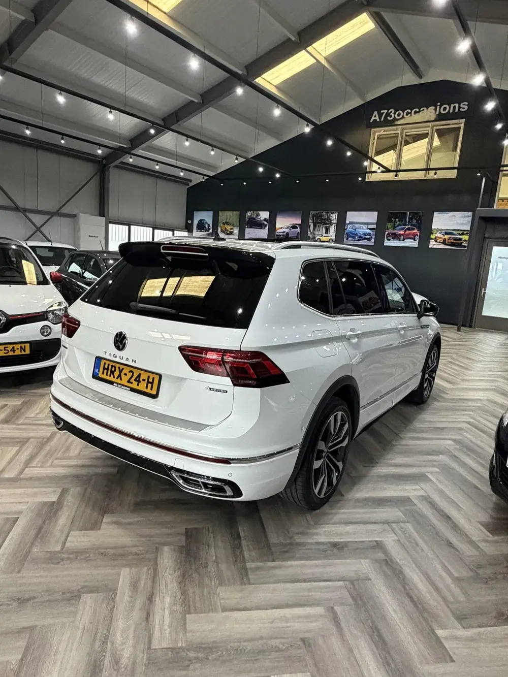 Volkswagen Tiguan 2.0 TSI 4Motion Rline NAVI/ELEKTRISCHE STO uit 2023, foto 4