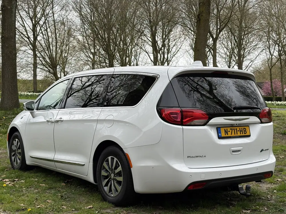 Chrysler Pacifica 3.6 V6 Hybrid Limited (bj 2021, automaat) uit 2021, foto 4