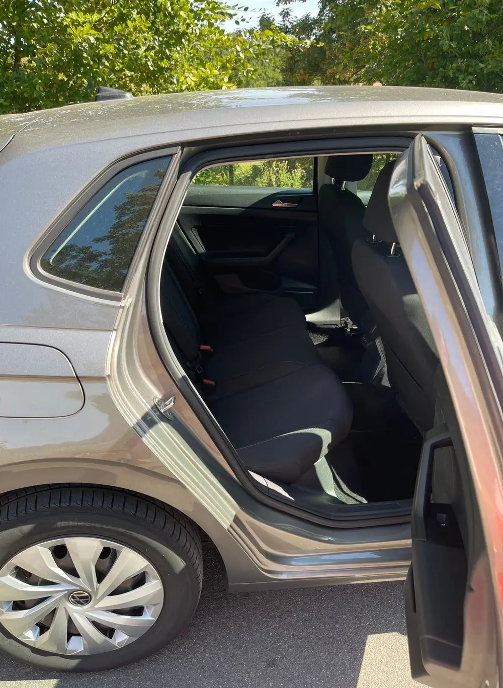 Volkswagen Polo 1.0 TSI 95pk 2019 Limestone Grey metallic. uit 2019, foto 7
