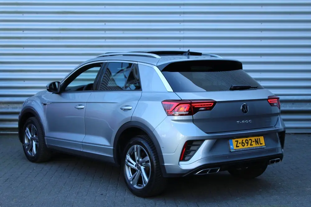 Volkswagen T-Roc 1.5 TSI 150pk R-Line DSG7 Panoramadak uit 2023, foto 7
