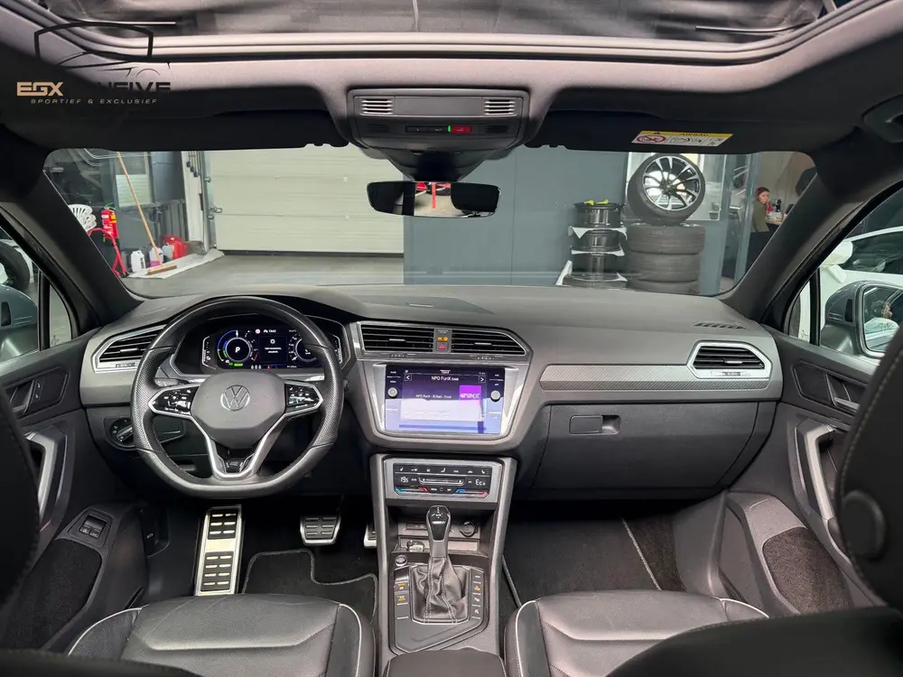Volkswagen Tiguan 1.4 TSI eHybrid R-Line Business+ Pano / Ma uit 2022, foto 13