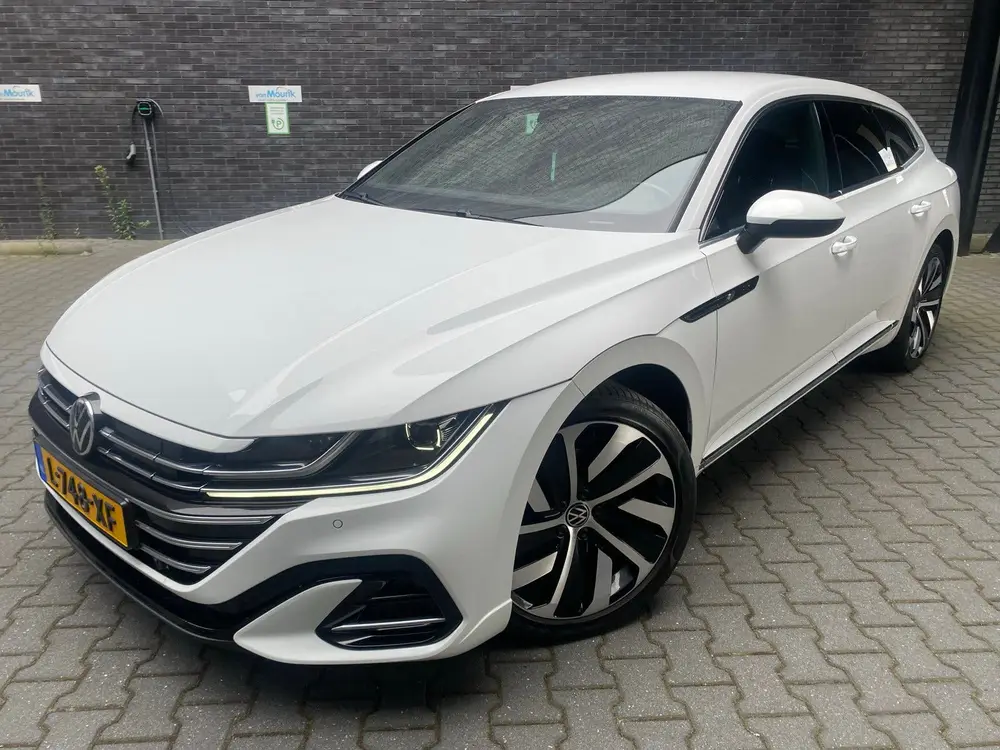 Volkswagen Arteon Shooting Brake VW Arteon R-Line 1.4 TSi eHybrid 218pk 6-DSG 2021 Wit DEALER uit 2021, foto 2