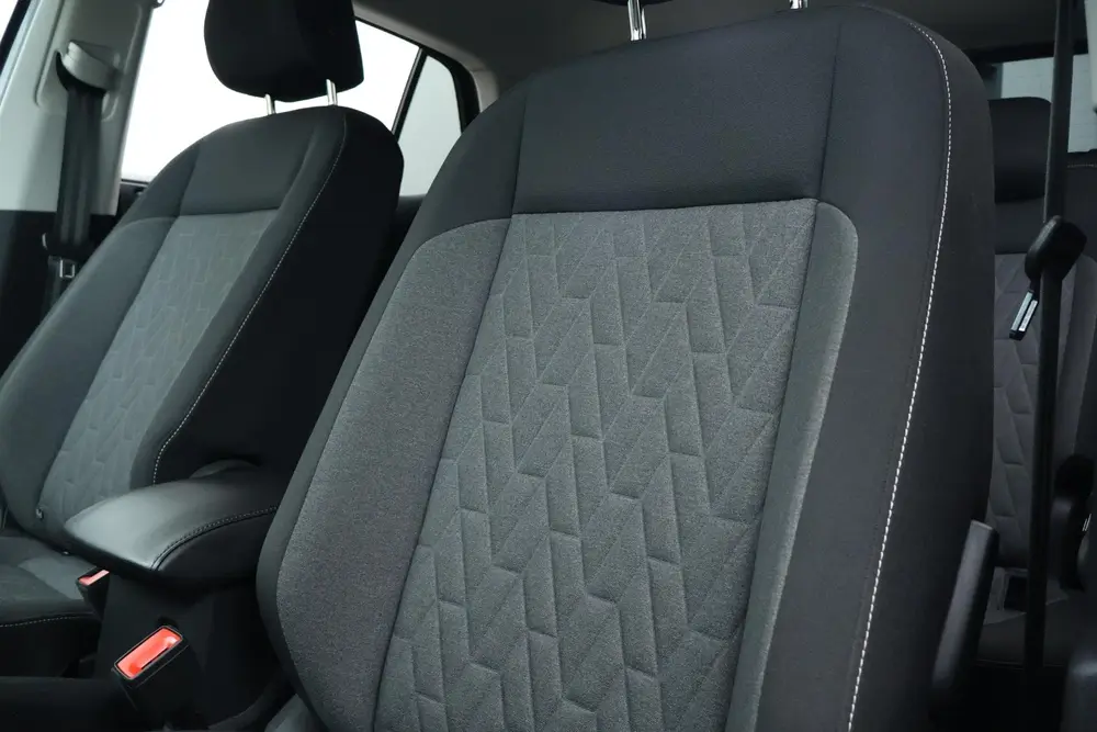 Volkswagen T-Cross 1.0 TSI Life Edition / Stoelverwarming / uit 2024, foto 12