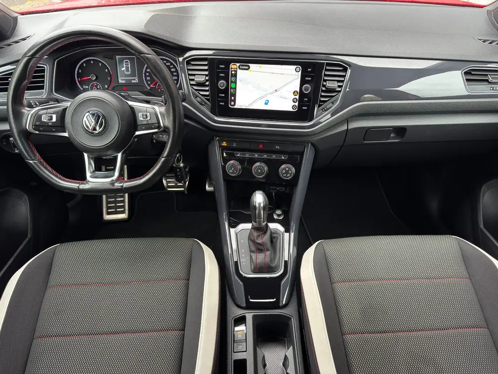 Volkswagen T-Roc 1.5 TSI Sport Business R Line | Carplay App uit 2019, foto 2