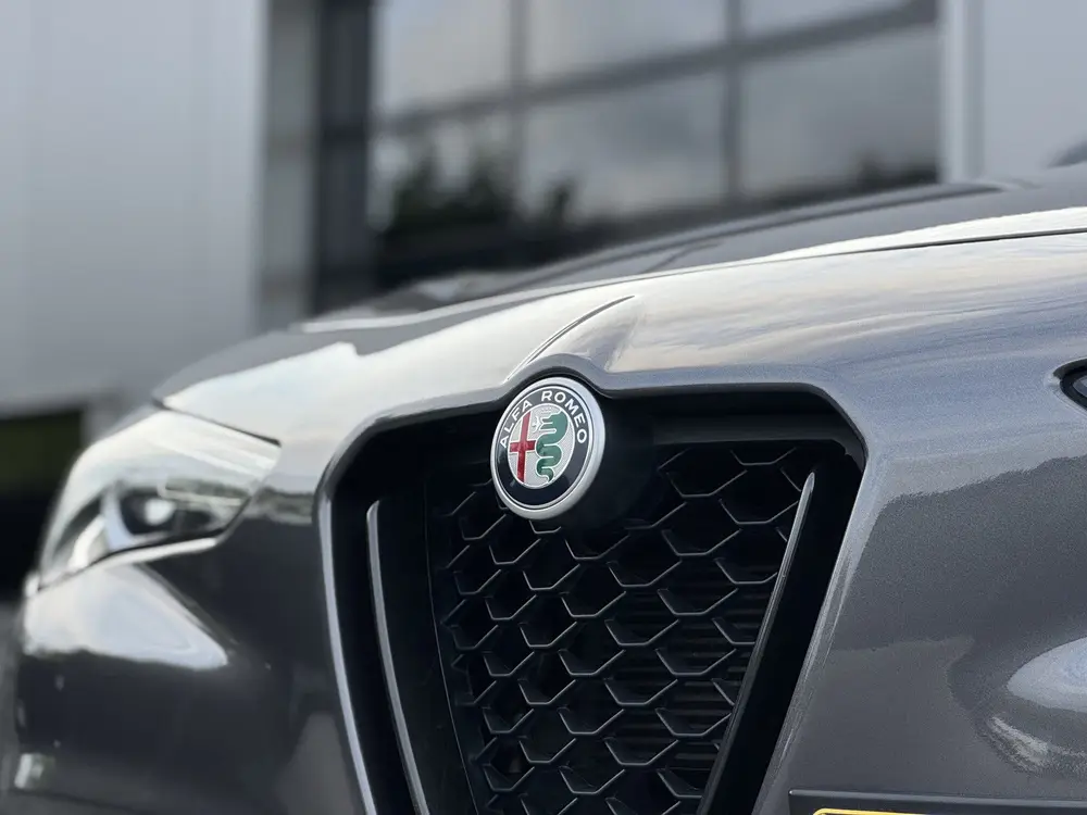 Alfa Romeo Stelvio 2.0 T AWD B-Tech | Panorama | Veloce Seat uit 2019, foto 12