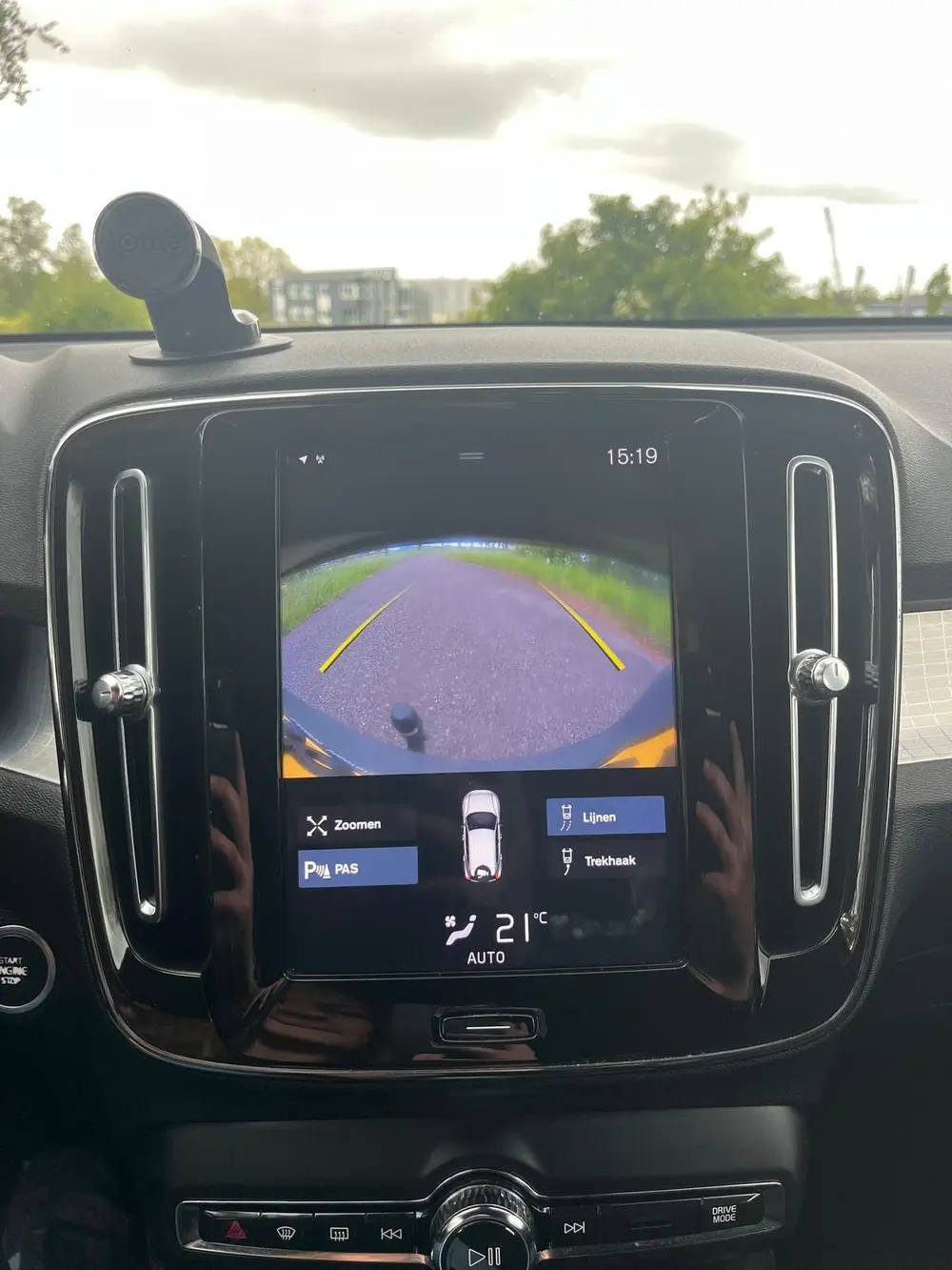 Volvo XC40 2.0 | 150 pk | Clima | Cruise | Leder bekleding | uit 2019, foto 14