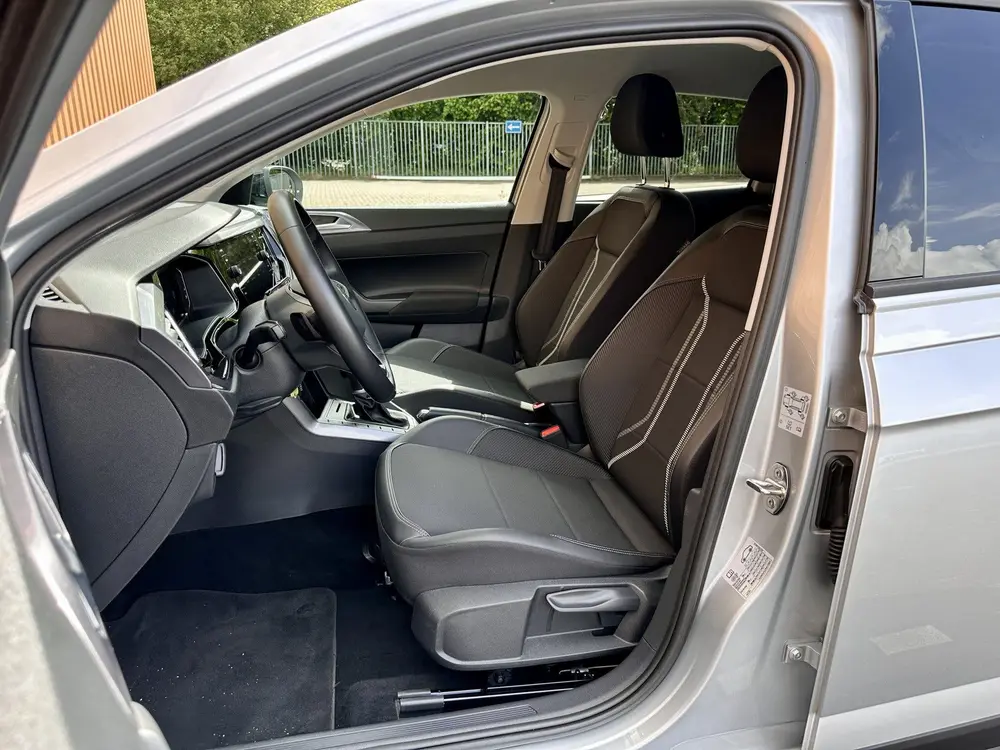 Volkswagen Taigo 1.5 TSI R-Line Business | IQ Light | Achter uit 2024, foto 8