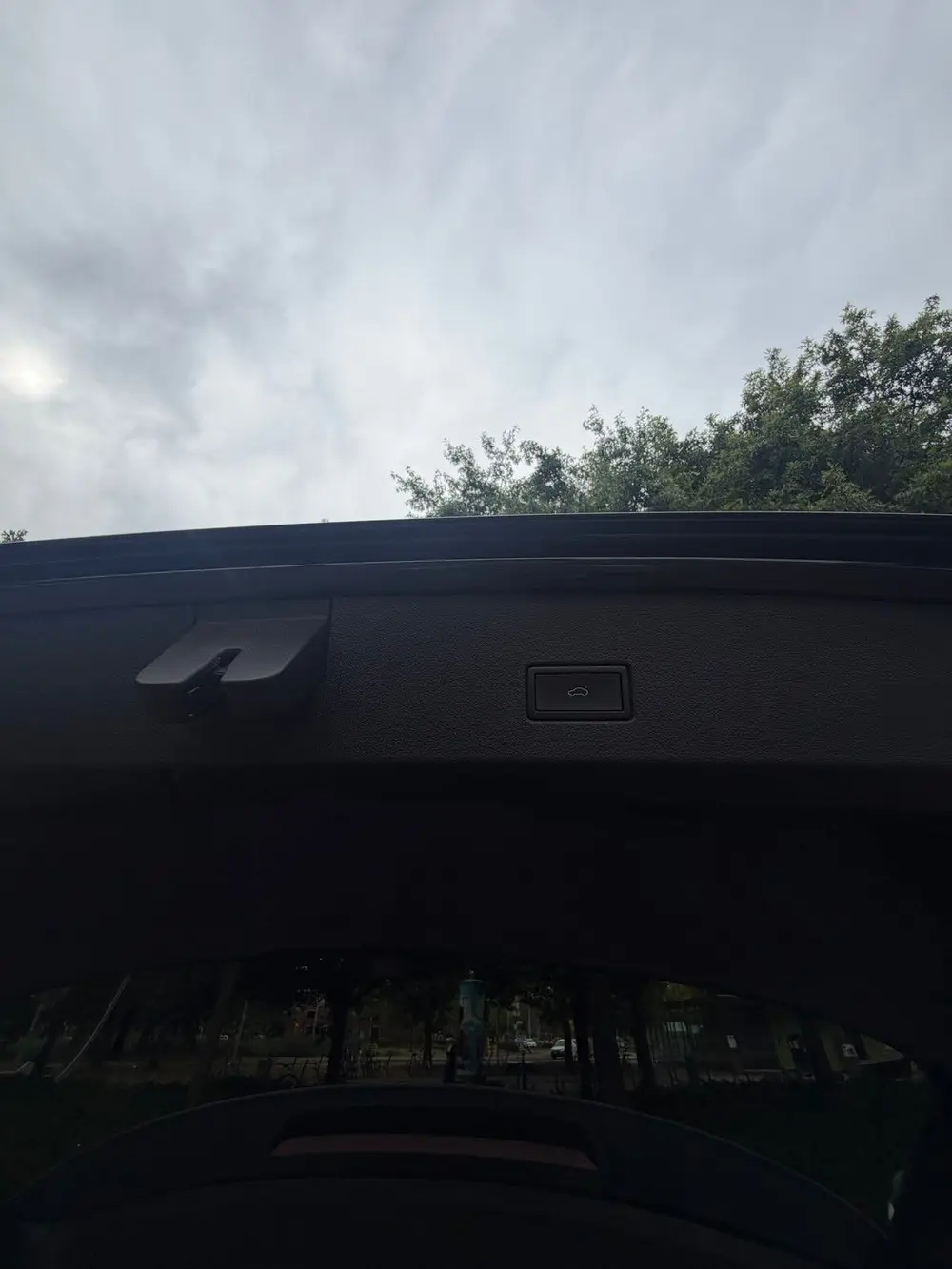 Volkswagen T-Roc R-Line 1.5 TSI 150pk 7-DSG 2022 Zwart uit 2022, foto 13