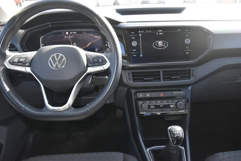 Volkswagen T-Cross 1.0 TSI Life Business , VIRTUAL COCKPIT uit 2021, foto 3