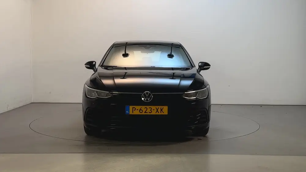 Volkswagen Golf 1.0 TSI 110pk Life Sfeerverlichting Navigati uit 2022, foto 16