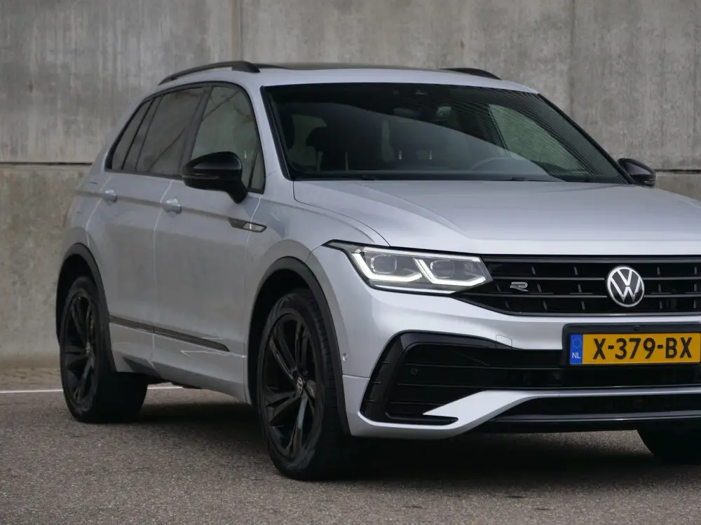 Volkswagen Tiguan 1.5 TSI R-Line | panorama | head-up | Trek uit 2021, foto 14