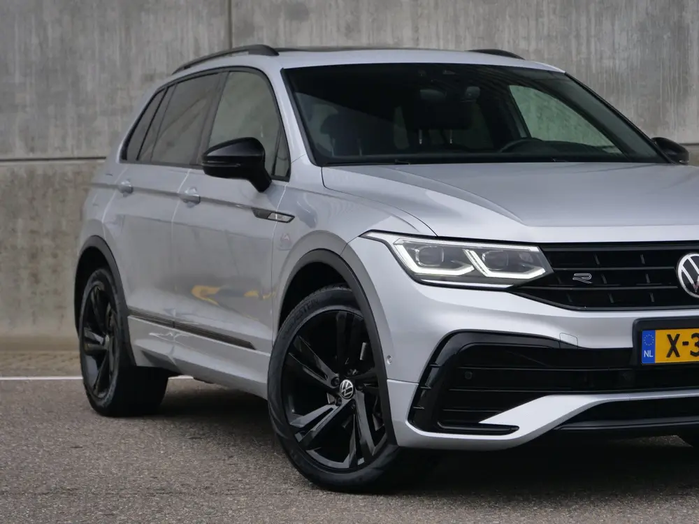 Volkswagen Tiguan 1.5 TSI R-Line | panorama | head-up | Trek uit 2021, foto 19