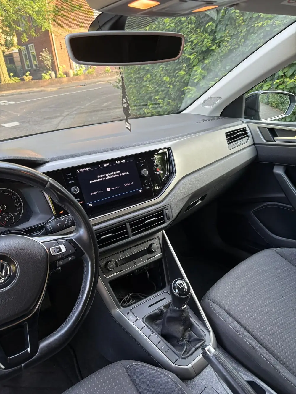 Volkswagen Polo 1.0 TSI 95pk 2019 Zwart uit 2019, foto 15