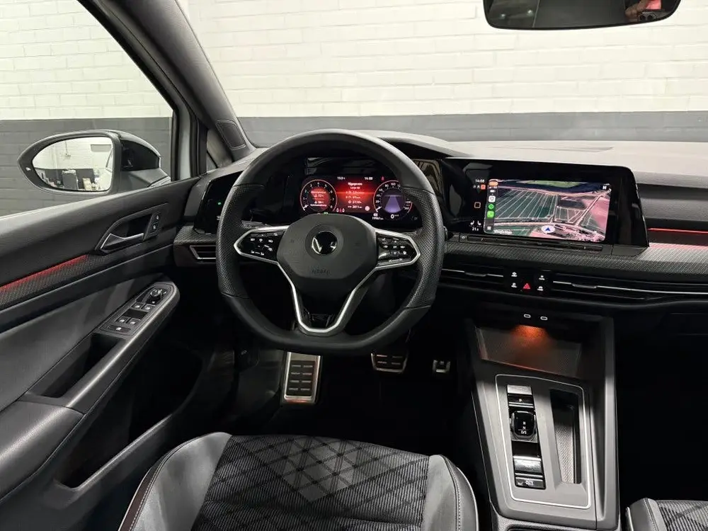 Volkswagen Golf 1.5 eTSI 2x R-Line! Pano, iQ Drive, Stuurvw uit 2022, foto 3