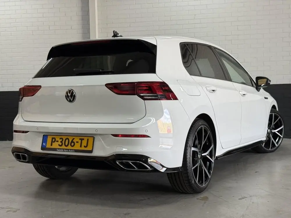 Volkswagen Golf 1.5 eTSI 2x R-Line! Pano, iQ Drive, Stuurvw uit 2022, foto 5