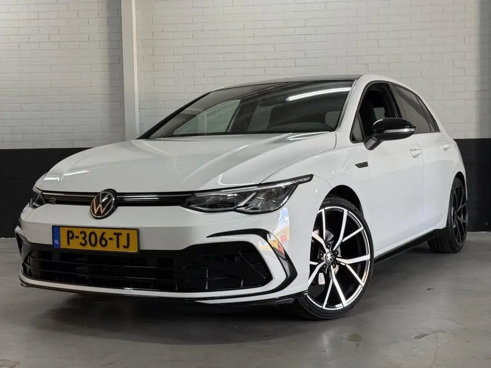Volkswagen Golf 1.5 eTSI 2x R-Line! Pano, iQ Drive, Stuurvw uit 2022, foto 6