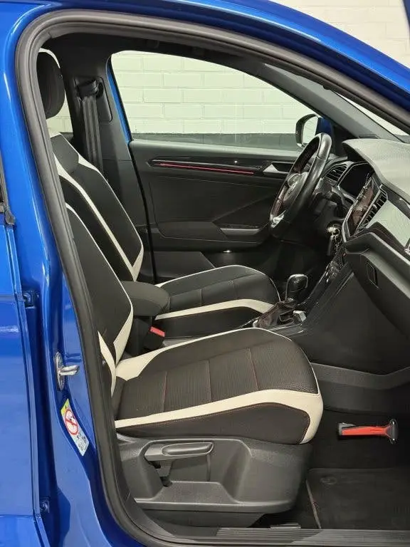 Volkswagen T-Roc 1.5 TSI Sport R-line Panoramadak / Virtual uit 2019, foto 11