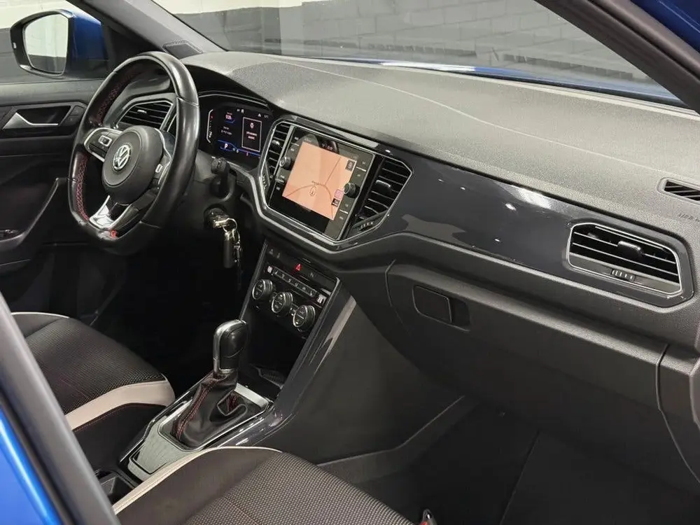Volkswagen T-Roc 1.5 TSI Sport R-line Panoramadak / Virtual uit 2019, foto 3