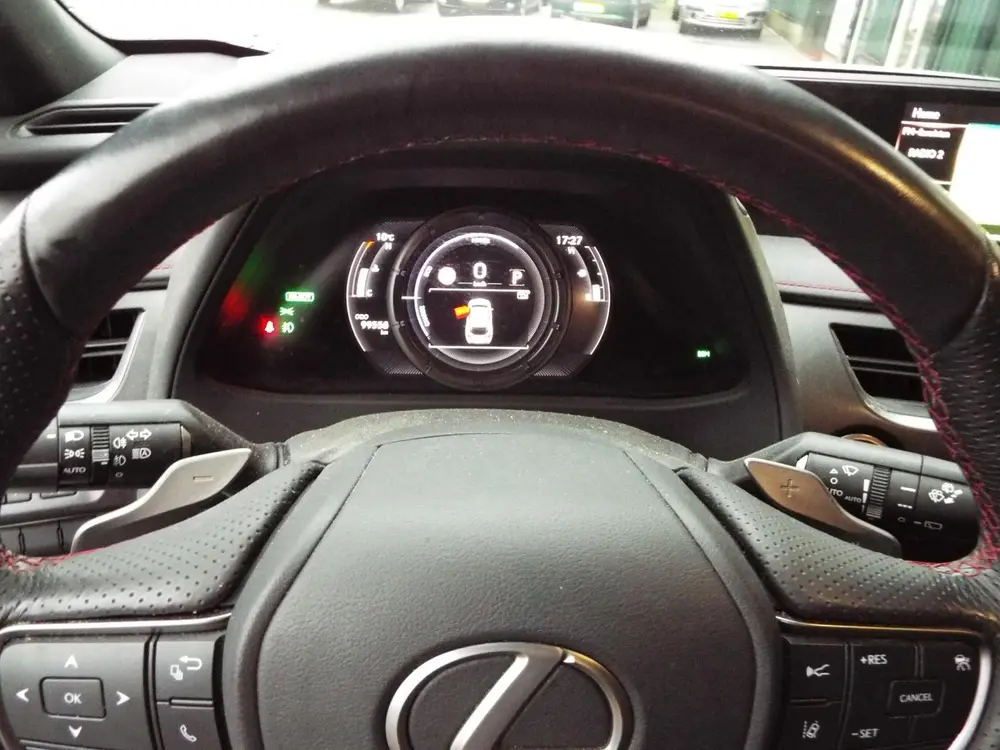 Lexus UX 250h F Sport First Edition NL AUTO-TREKHAAK-LEER-ST uit 2019, foto 17