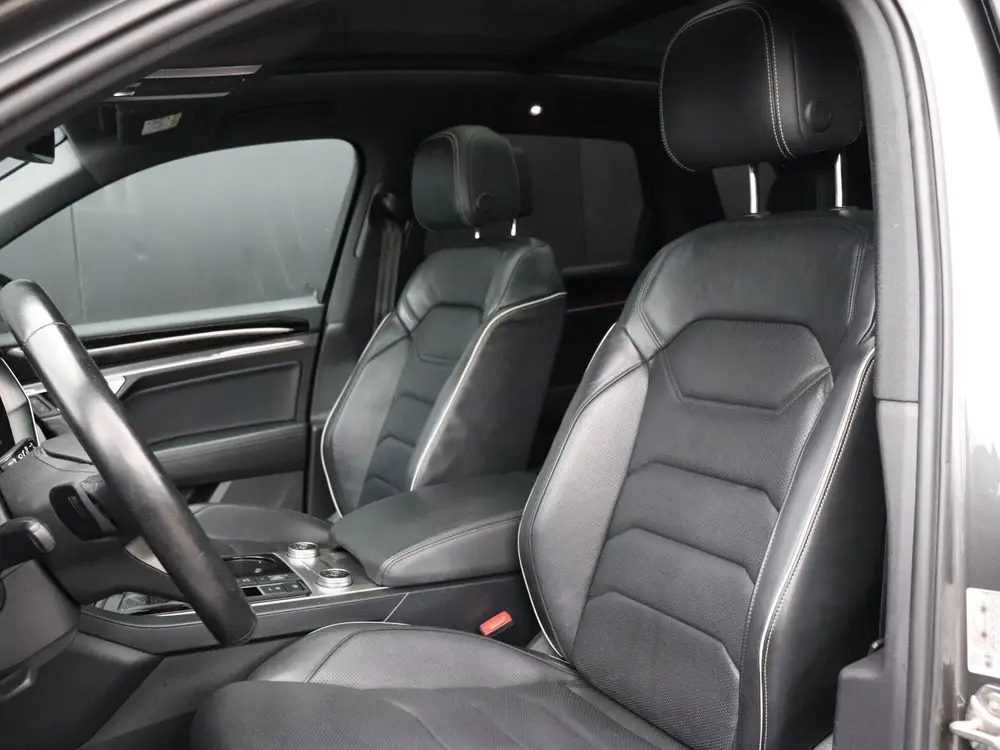 Volkswagen Touareg 3.0 TSi 4MOTION | LEDER | MEMORY | PANO-D uit 2021, foto 13
