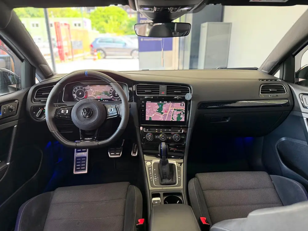 Volkswagen GOLF 2.0 TSI 4Motion R 310PK|PANO uit 2019, foto 10