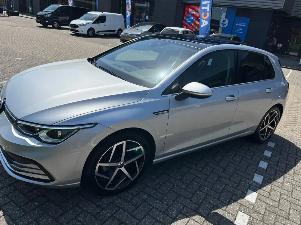 Volkswagen Golf 1.5 Etsi 150pk 7-DSG 2020 Grijs uit 2020, foto 3