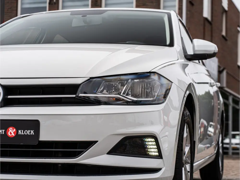 Volkswagen Polo 1.0 TSI Comfortline CRUISE 15 INCH VELGEN AP uit 2019, foto 17