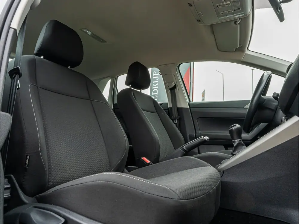 Volkswagen Polo 1.0 TSI Comfortline CRUISE 15 INCH VELGEN AP uit 2019, foto 4