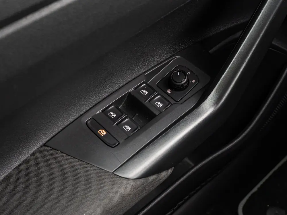 Volkswagen Polo 1.0 TSI Comfortline CRUISE 15 INCH VELGEN AP uit 2019, foto 8