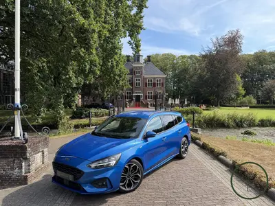 Ford Focus Wagon 1.5 EcoBoost ST Line Business | Automaat | uit 2019