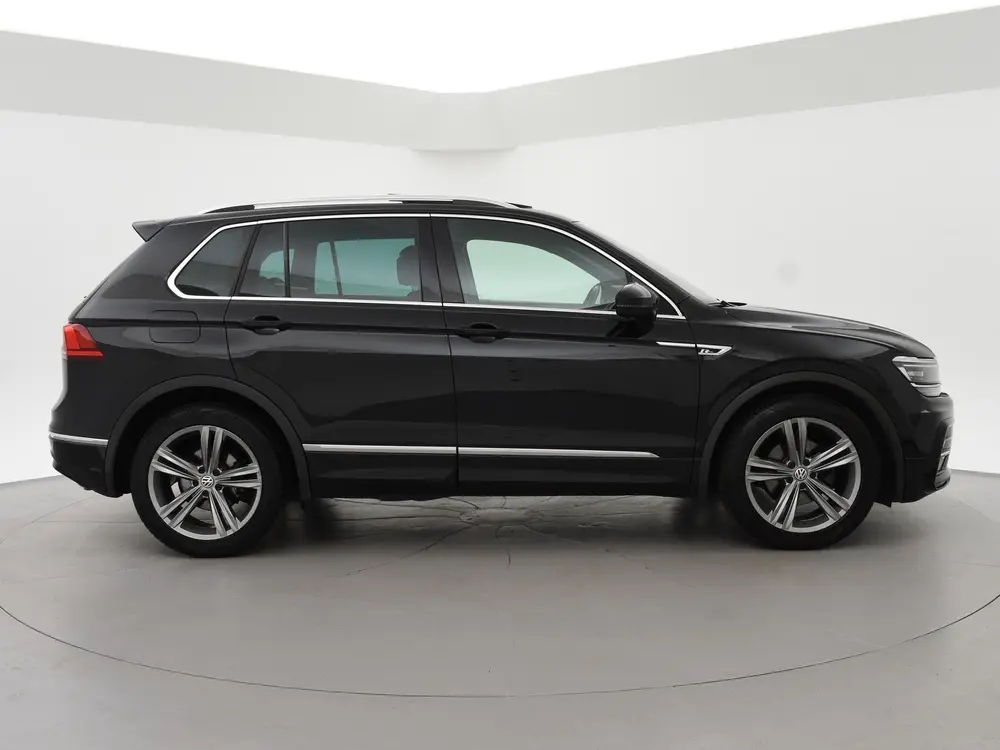 Volkswagen Tiguan 1.5 TSI ACT DSG R-LINE + PANORAMA | LEDER uit 2019, foto 15