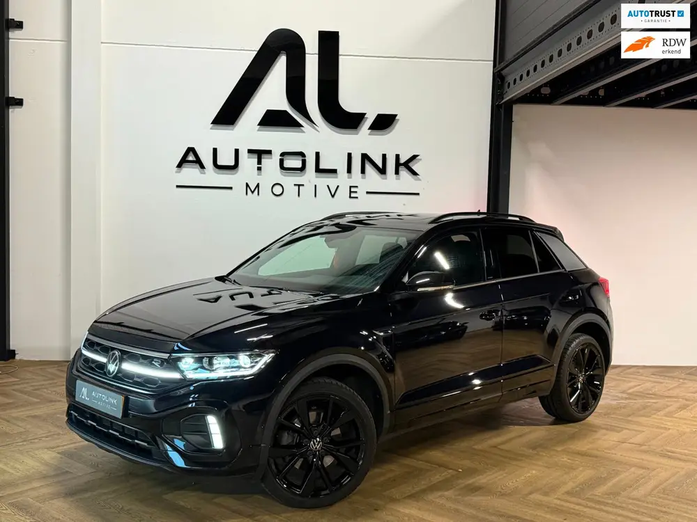 Volkswagen T-Roc 1.5 TSI 3x R-Line Panorama/Black Style/Keyl uit 2024