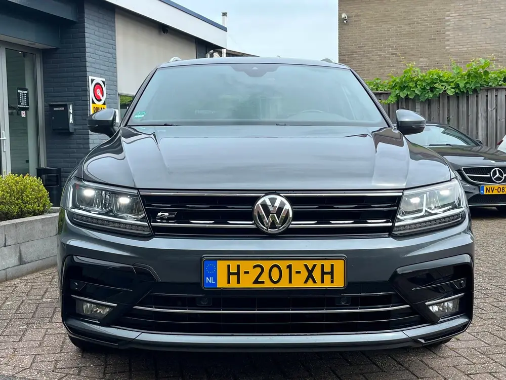 Volkswagen Tiguan 1.5 TSI 150PK AUT R-line trekh virtual NAP uit 2020, foto 9
