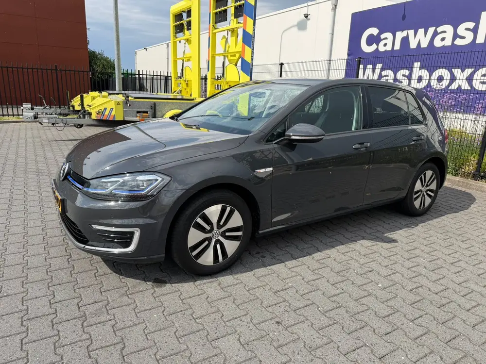 Volkswagen Golf E- Golf 2020 uit 2020, foto 2