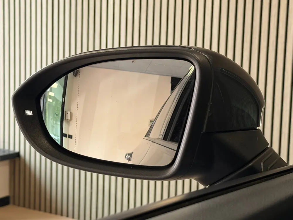 Volkswagen Golf 1.0 TSI Life Business CLIMA PDC CRUISE STOEL uit 2020, foto 17