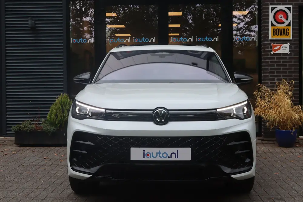 Volkswagen Tiguan 1.5 eHybrid 272pk R-Line Black Style Pano/ uit 2025, foto 7