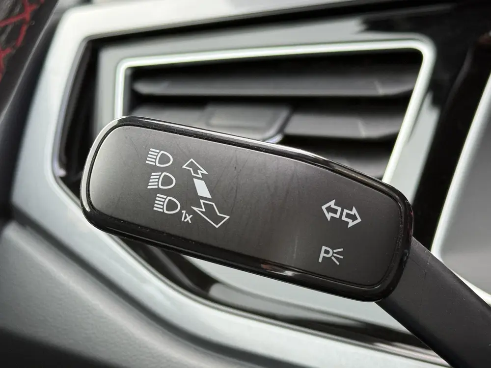 Volkswagen Polo 2.0 TSI GTI l Automaat l Apple Carplay l PDC uit 2020, foto 8