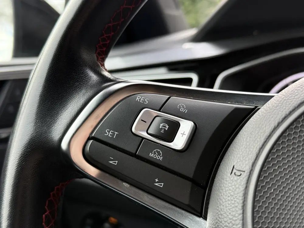 Volkswagen Polo 2.0 TSI GTI l Automaat l Apple Carplay l PDC uit 2020, foto 9